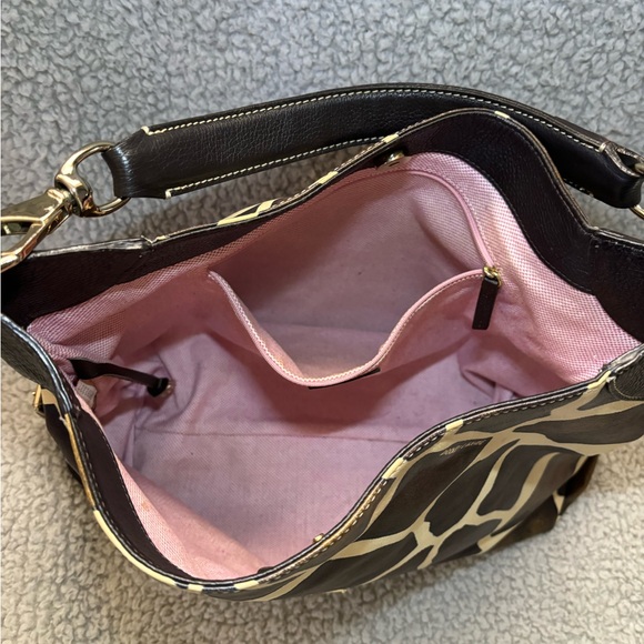 Dooney & Bourke - Picture 6 of 7